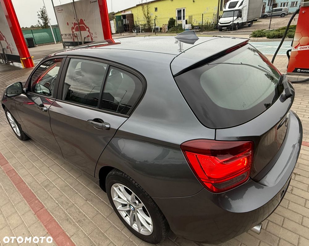BMW Seria 1 120d xDrive - 10