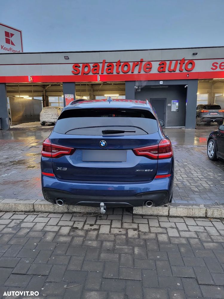 BMW X3 xDrive20d AT Luxury Line - 1