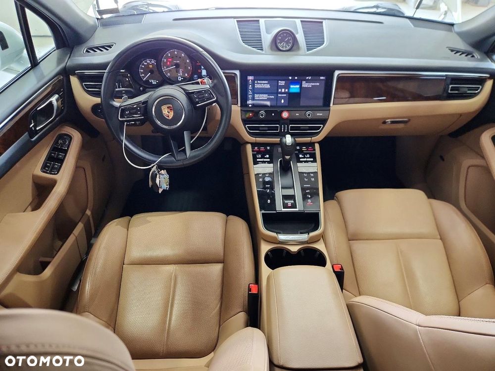 Porsche Macan - 8