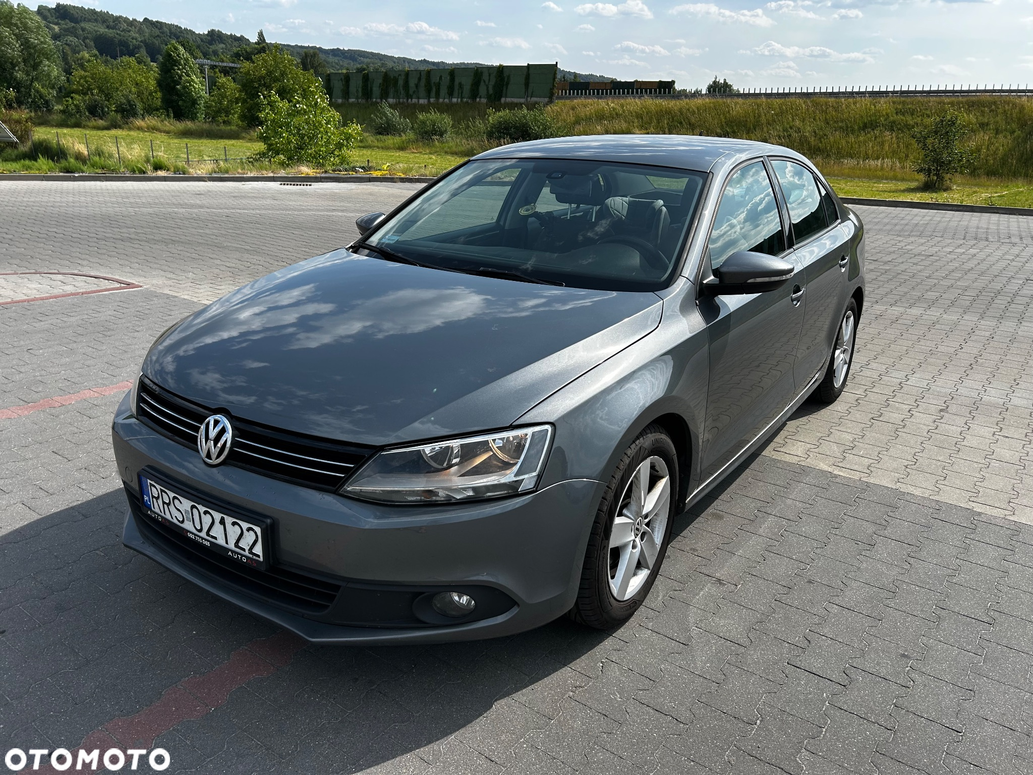 Volkswagen Jetta - 5