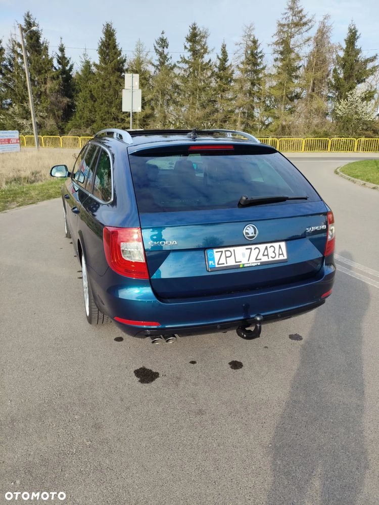 Skoda Superb 2.0 TDI Elegance - 29