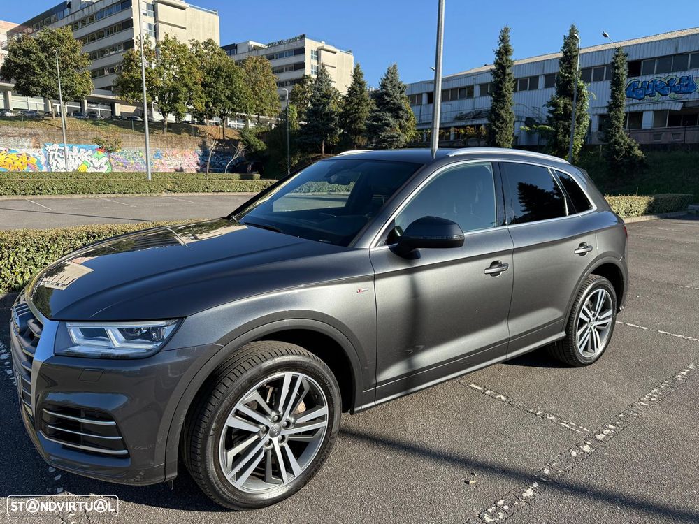 Audi Q5 2.0 TDI quattro S-line S-tronic - 1