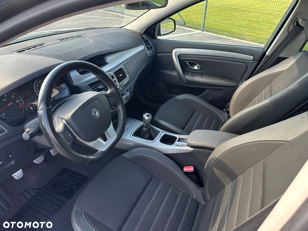 Renault Laguna 2.0 16V 140 Sportway - 20