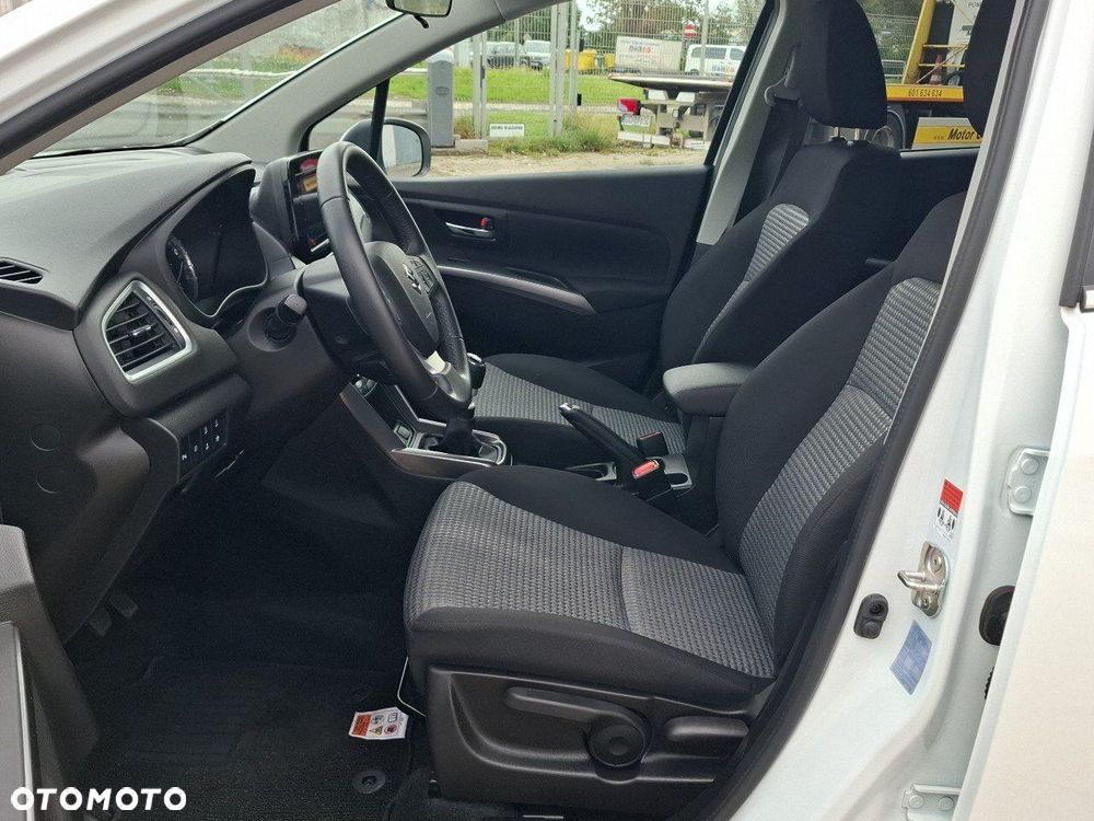 Suzuki SX4 S-Cross - 11