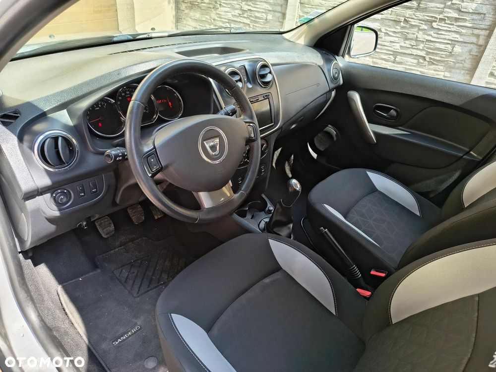 Dacia Sandero Stepway - 12