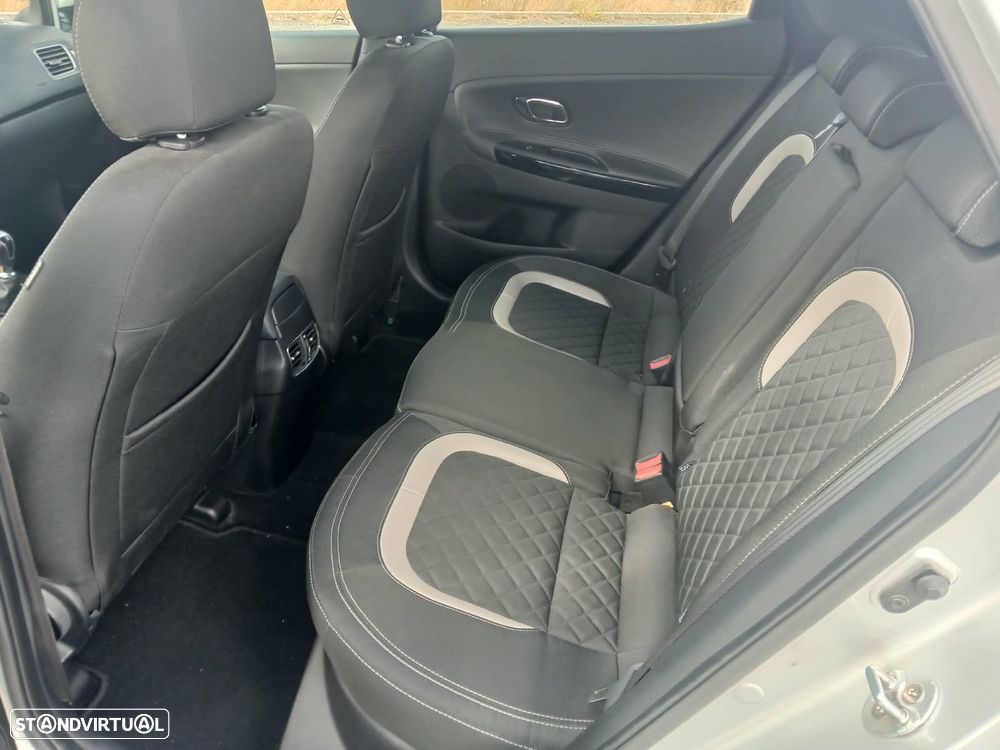 Kia Ceed 1.6 CRDi Nav Line - 9