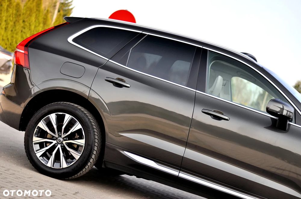 Volvo XC 60 T6 AWD Recharge Geartronic Inscription - 5