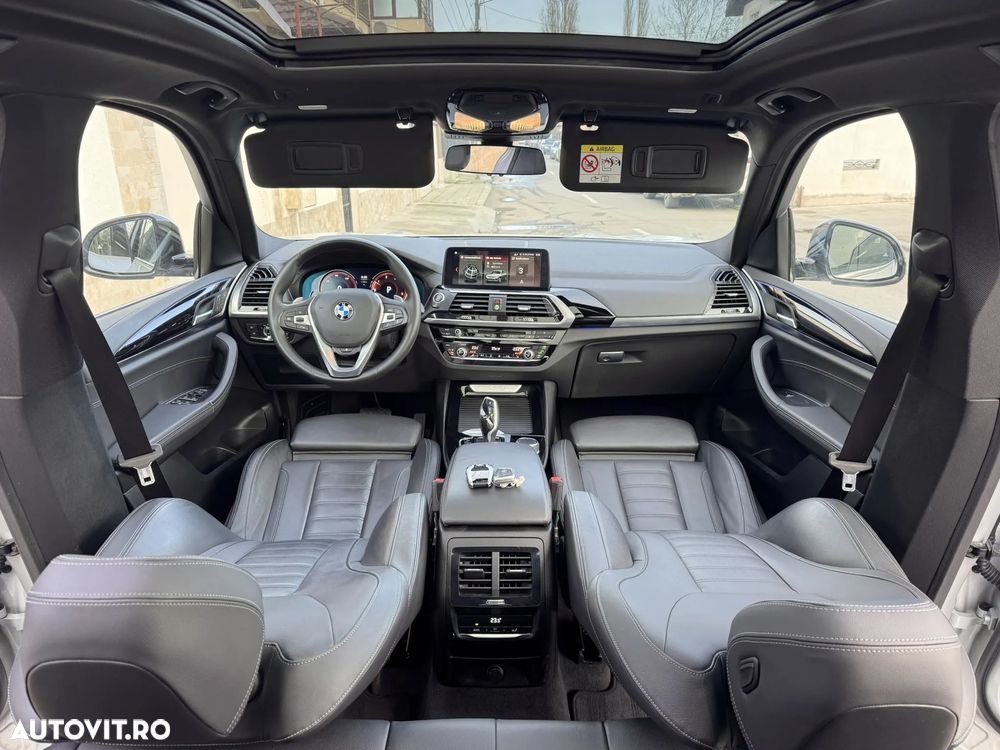 BMW X3 xDrive20d AT Luxury Line - 29