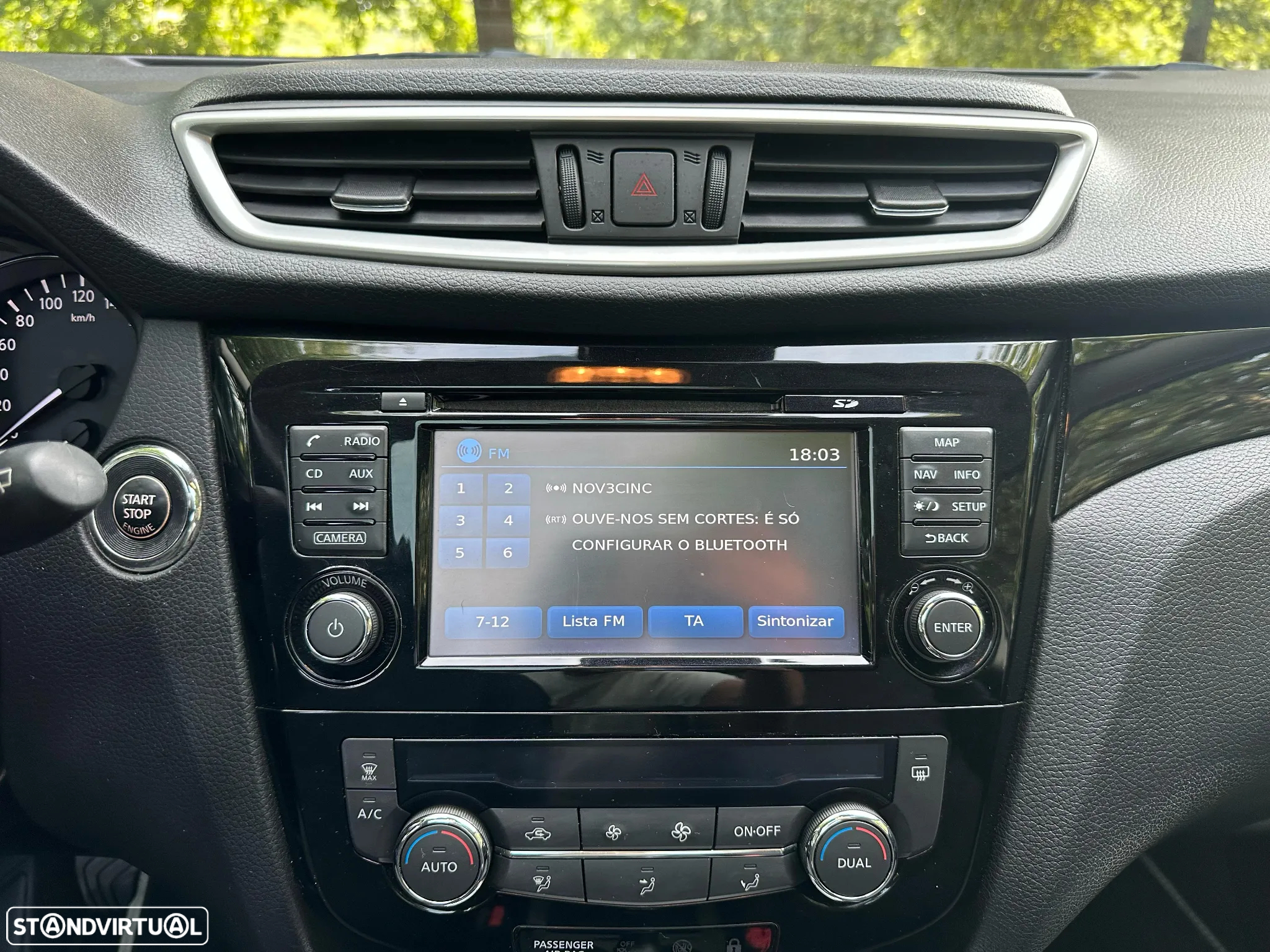 Nissan Qashqai 1.5 dCi N-Connecta 18 - 26