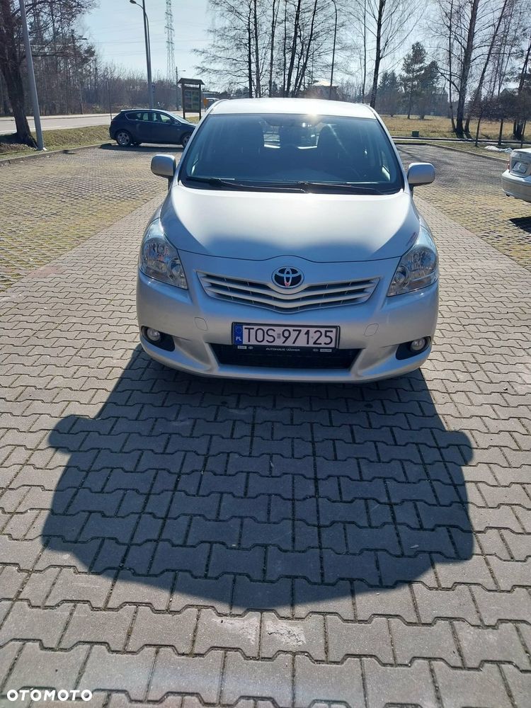 Toyota Verso 2.0 D-4D Sol plus - 8