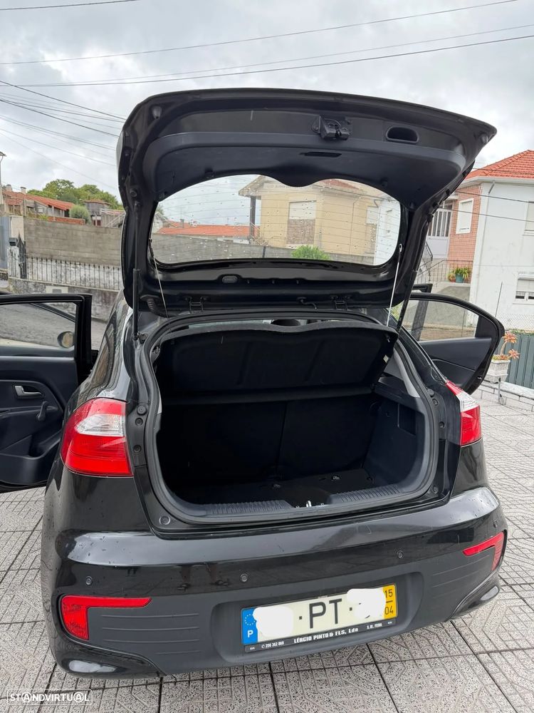 Kia Rio 1.1 CRDi - 8