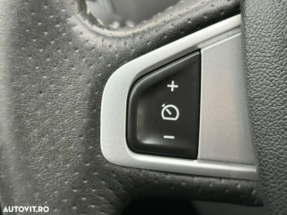 Renault Megane Grandtour ENERGY dCi 130 BOSE EDITION - 23