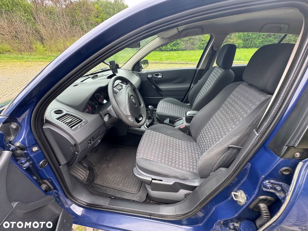Renault Megane 1.5 dCi Confort Authentique - 6