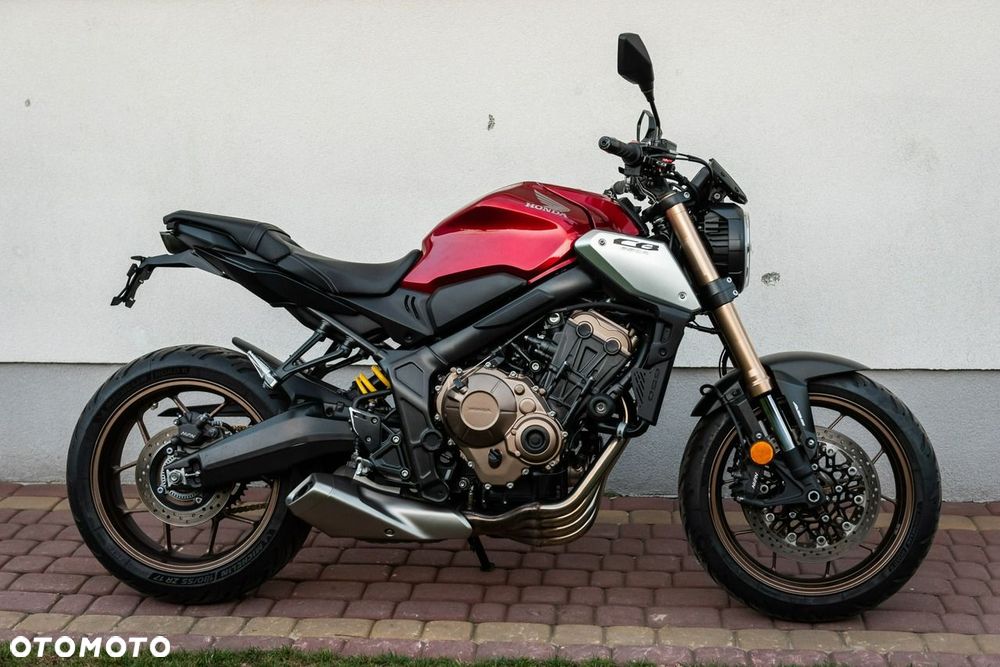 Honda CB - 2