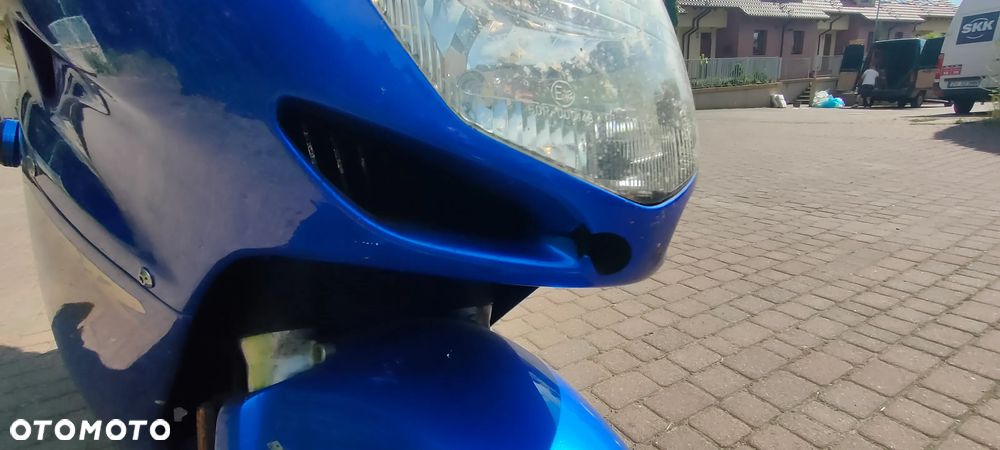 Honda CBR - 6