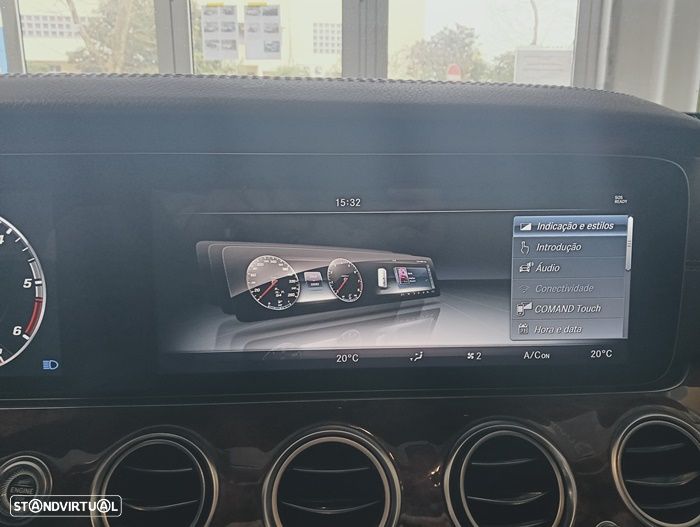 Mercedes-Benz E 220 d Exclusive Line - 29