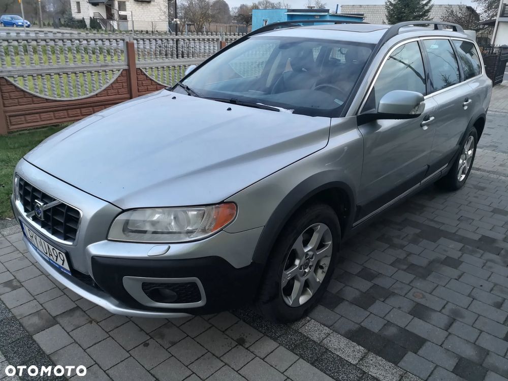 Volvo XC 70 D5 AWD Summum - 1