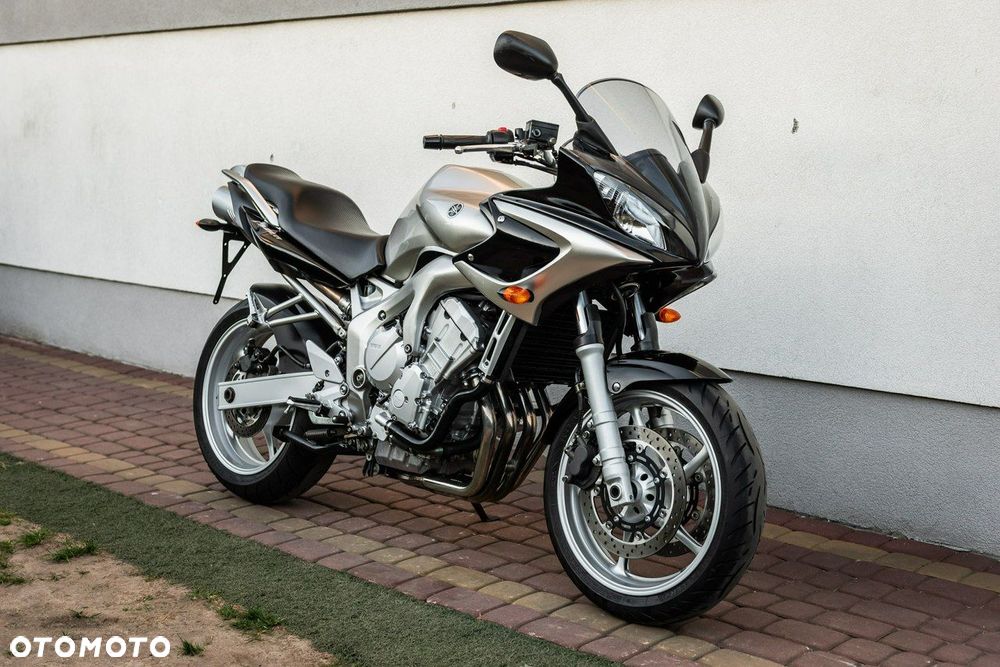 Yamaha FZ - 1