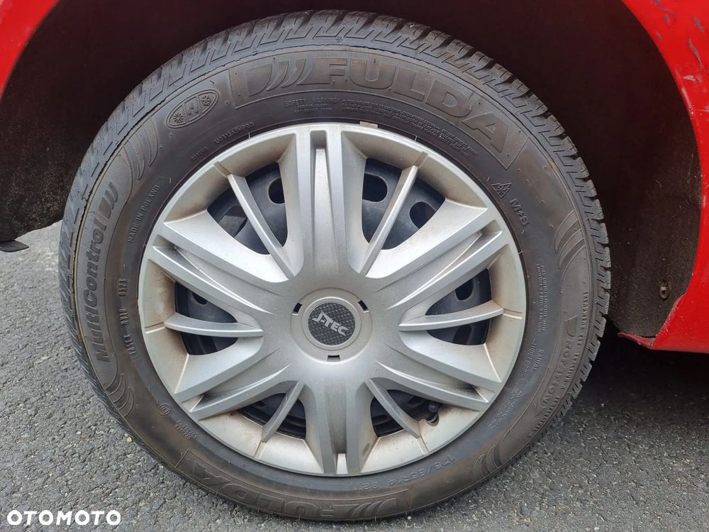 Ford Fiesta - 8