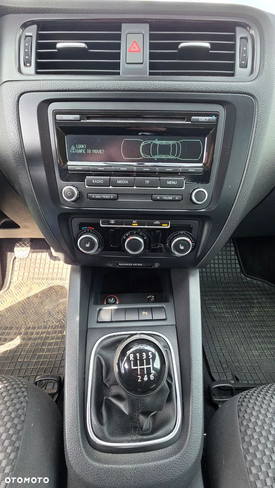 Volkswagen Jetta 1.2 TSI BMT Trendline - 7