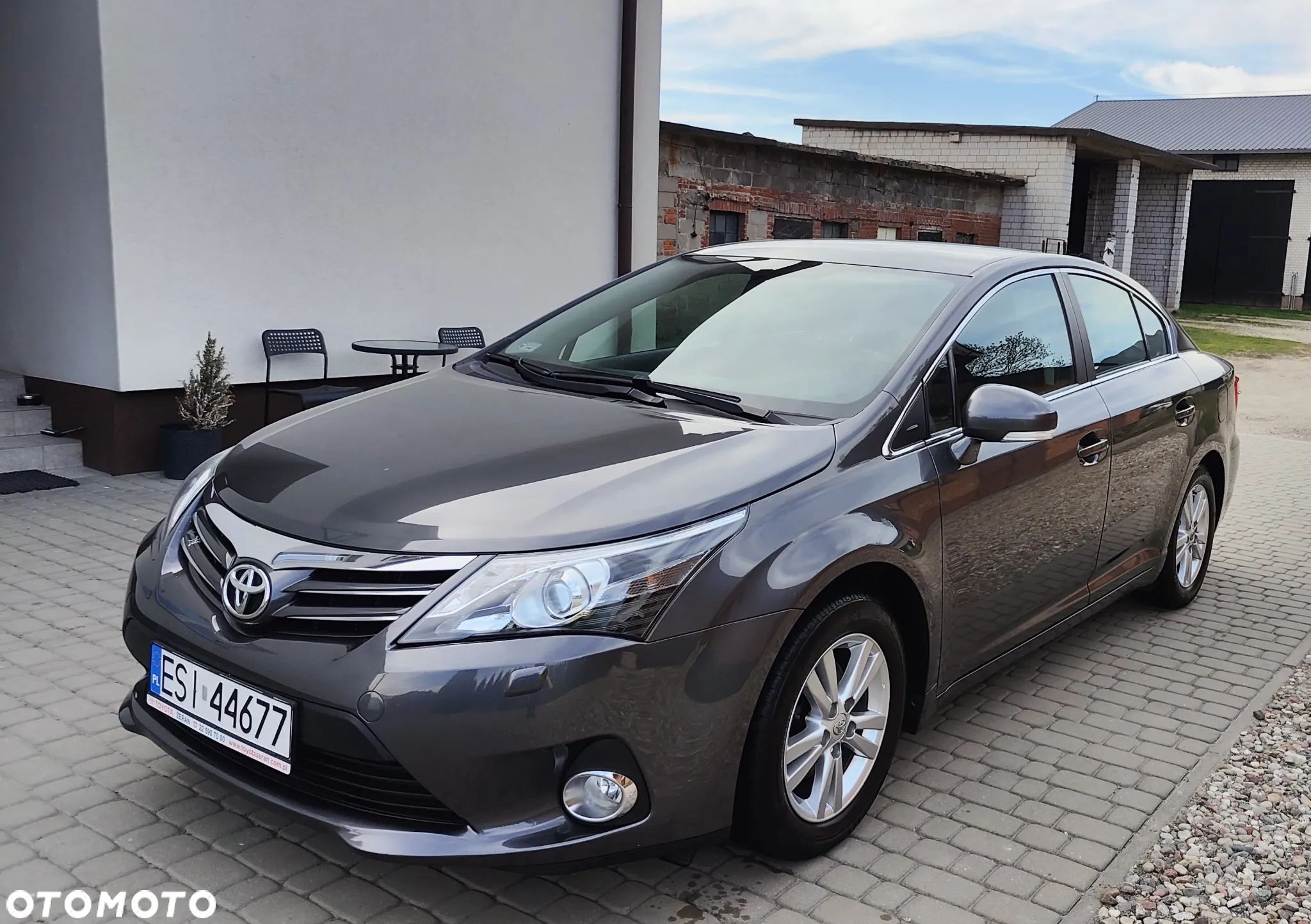Toyota Avensis 1.8 Premium - 1