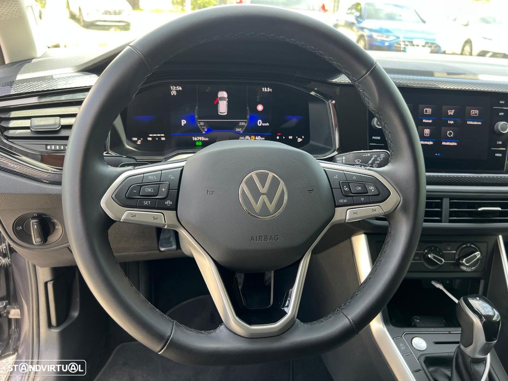 VW Taigo 1.0 TSI Urban DSG - 14