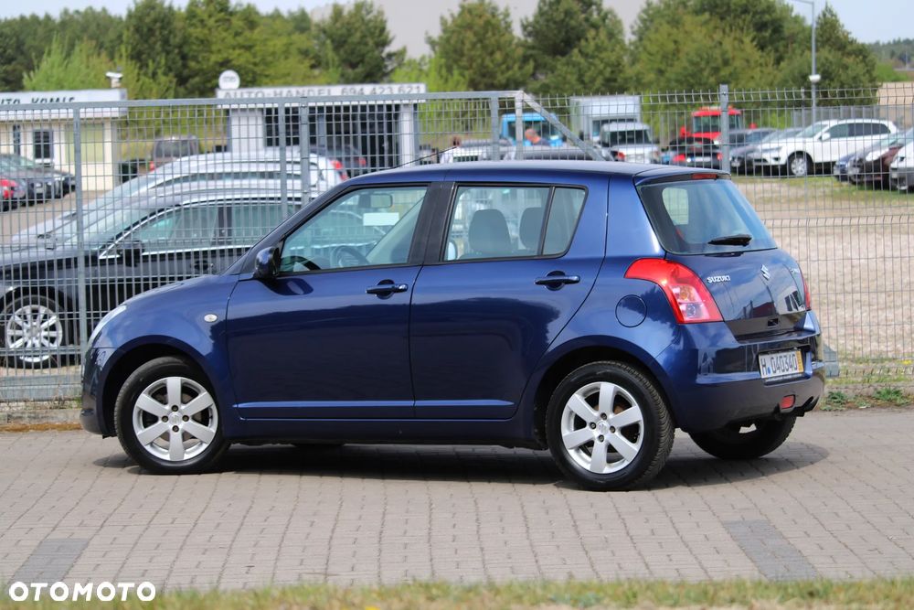 Suzuki Swift - 12