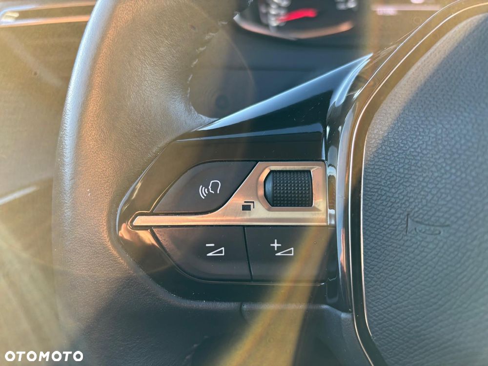 Peugeot 208 1.2 PureTech Active S&S - 20