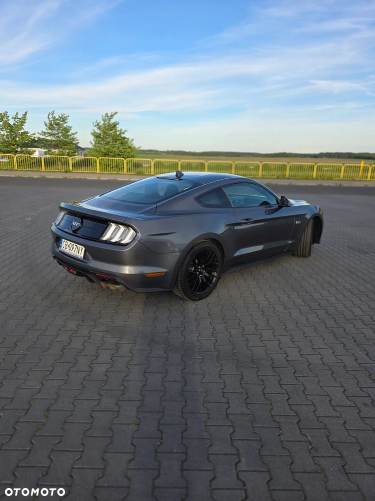 Ford Mustang 5.0 V8 GT - 3