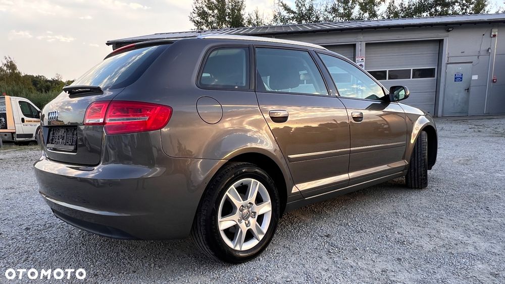 Audi A3 Sportback 1.4 TFSI Attraction - 5
