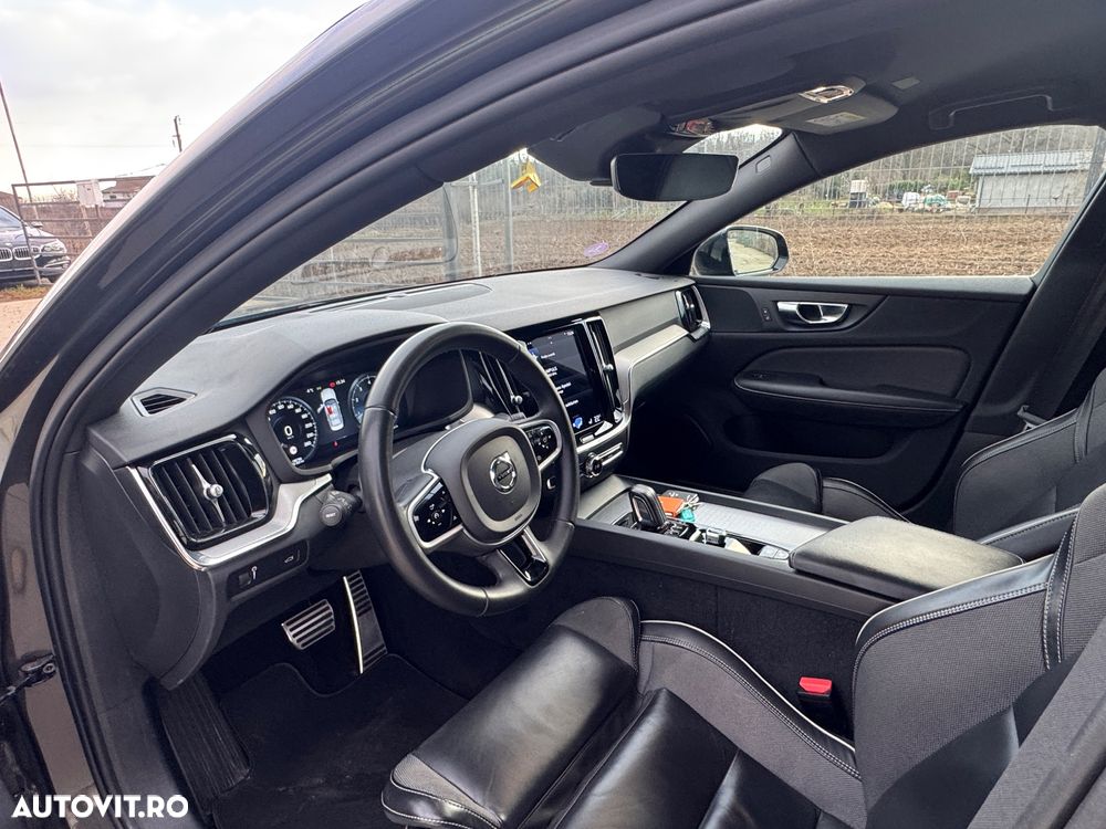 Volvo S60 T4 R-Design - 8