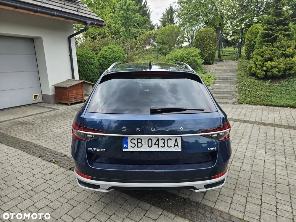 Skoda Superb 2.0 TDI SCR 4x4 Scout DSG - 4