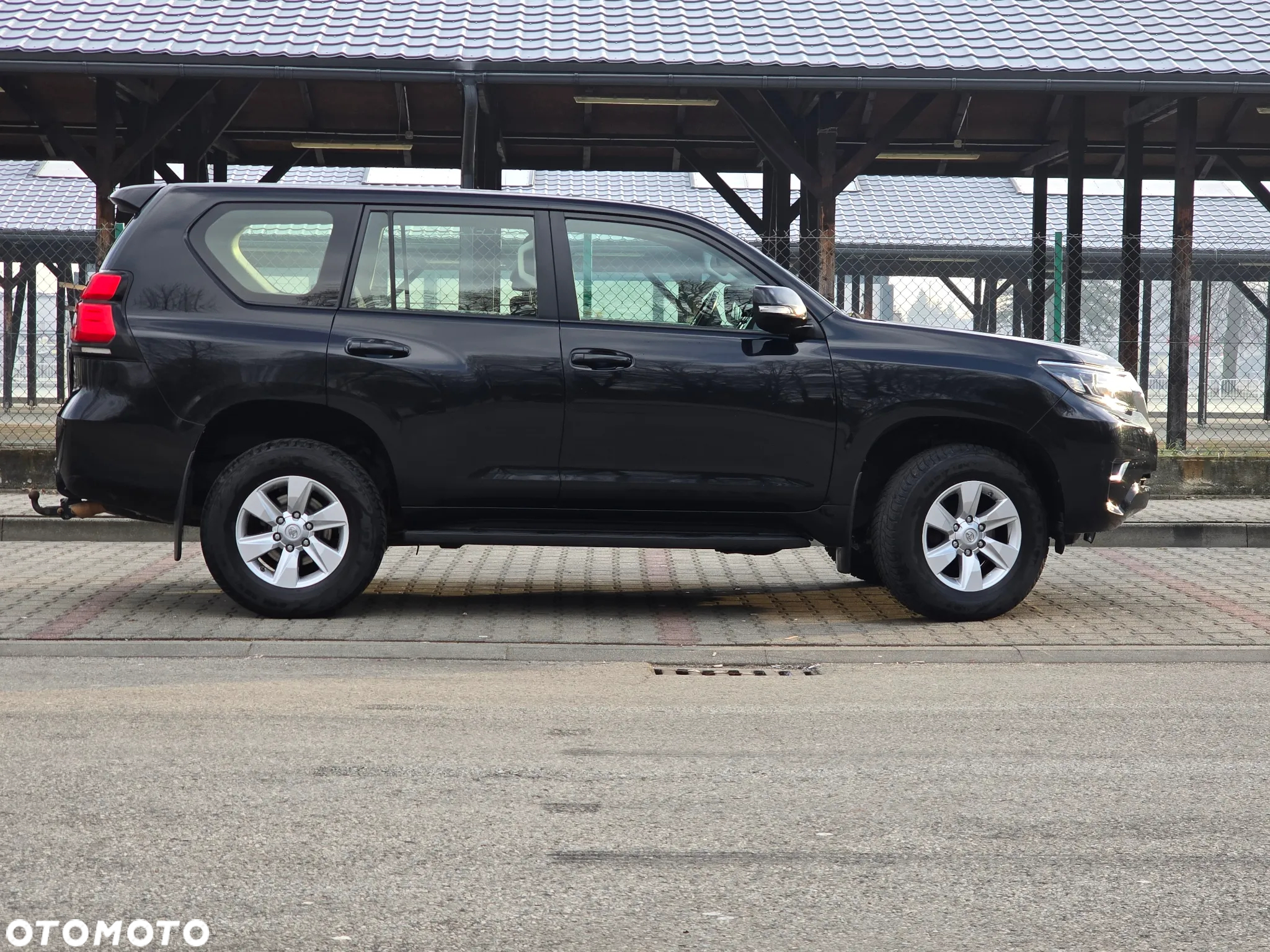 Toyota Land Cruiser LC 2.8 D-4D Entry