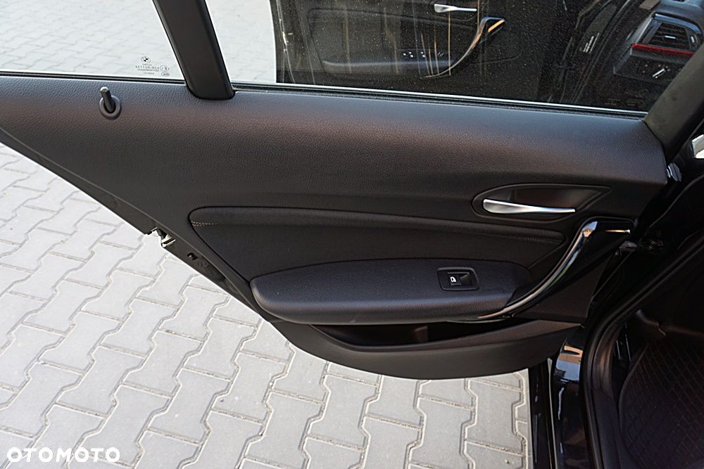 BMW Seria 1 116d EfficientDynamics Edition Sport Line - 34