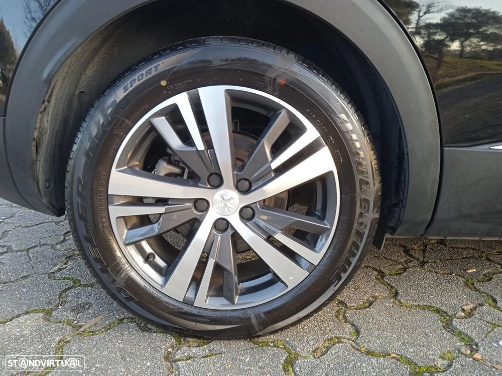 Peugeot 3008 1.6 Hybrid Allure Pack e-EAT8 - 59