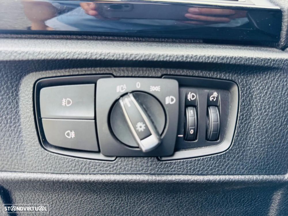 BMW 116 d EfficientDynamics Edition Sport Line — fotografia 21