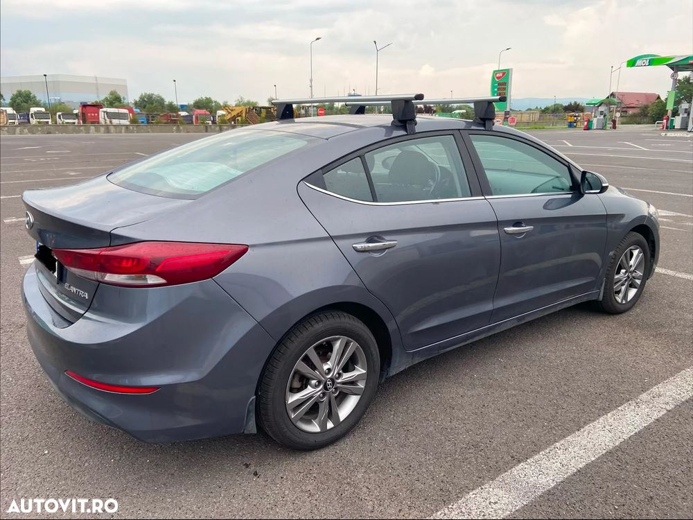 Hyundai Elantra 1.6 MPi Highway - 5