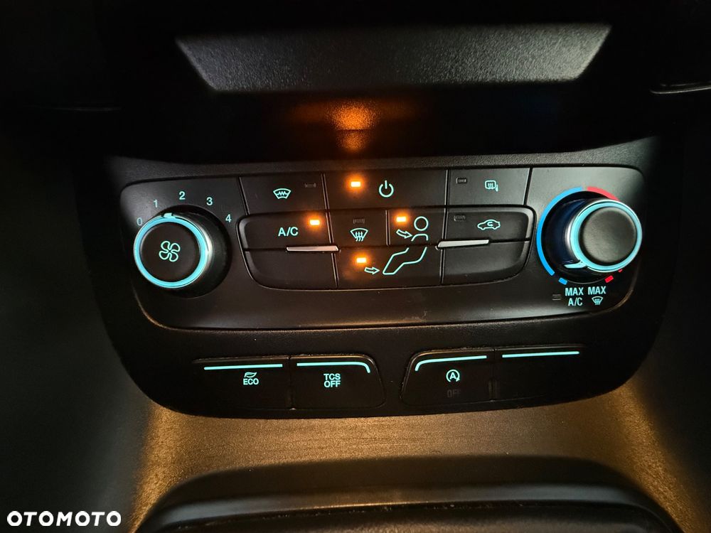 Ford Transit connect - 12