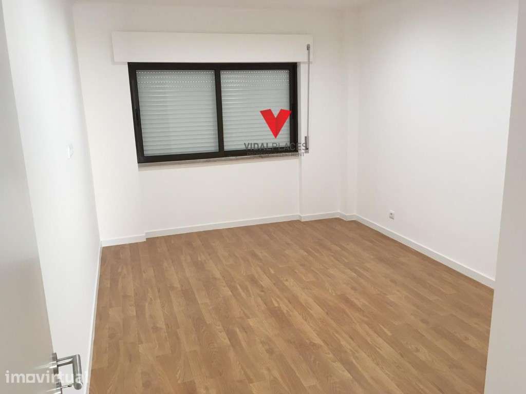 Arrendamento de apartamento T3 em Almada - Grande imagem: 4/11