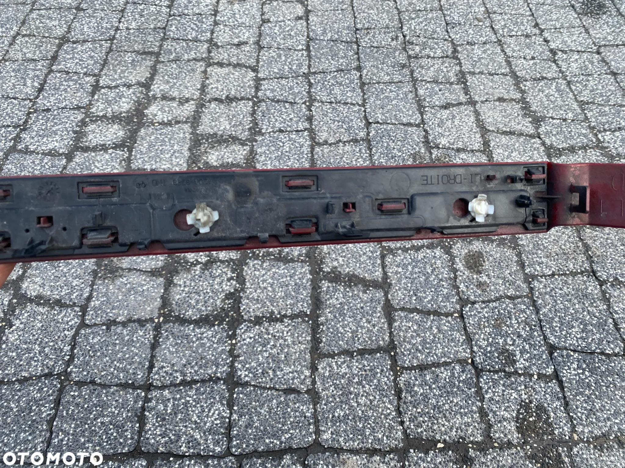 LISTWA OSŁONA SZYNY TYŁ PRAWA PEUGEOT RIFTER 98186878 KJF - 8
