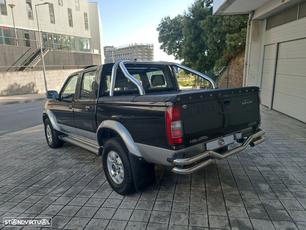Nissan Pick Up 2.5 TD CD Navara - 8