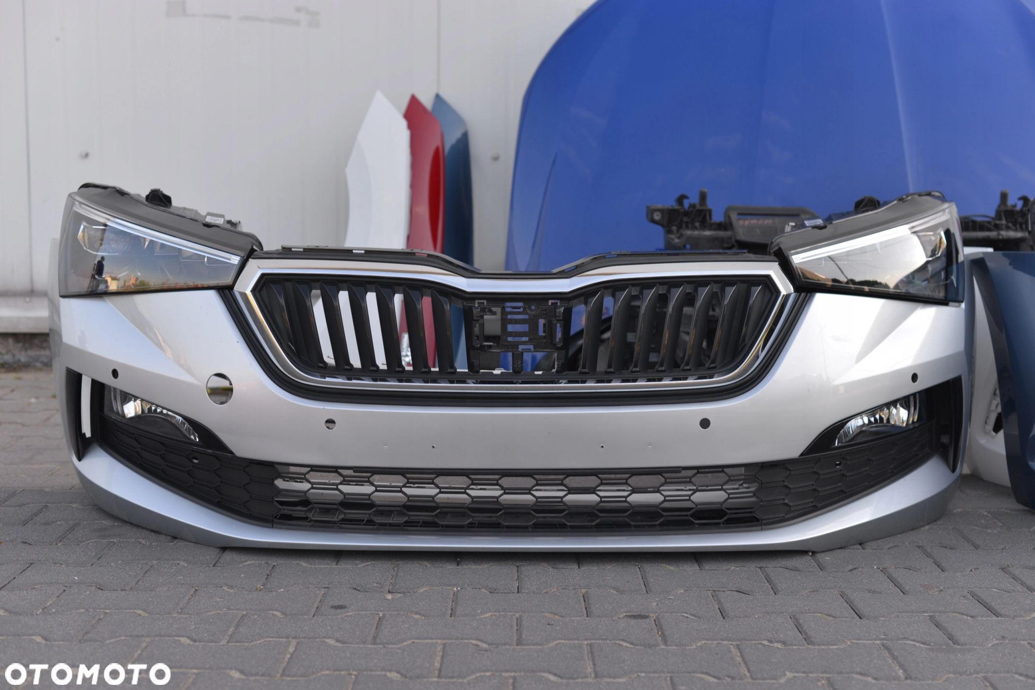 MASKA ZDERZAK GRILL BŁOTNIK LAMPA H7 XENON LED PAS BELKA SKODA SCALA - 4