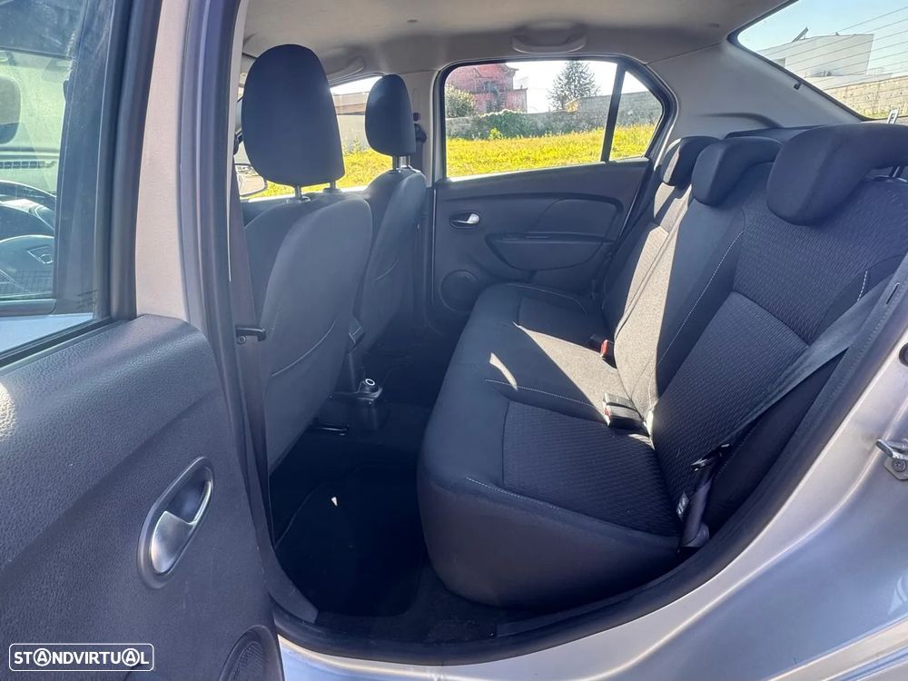 Dacia Logan 0.9 TCe Confort - 13