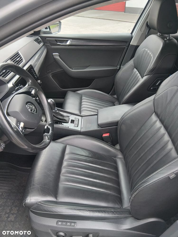 Skoda Superb 2.0 TDI SCR Style DSG - 5