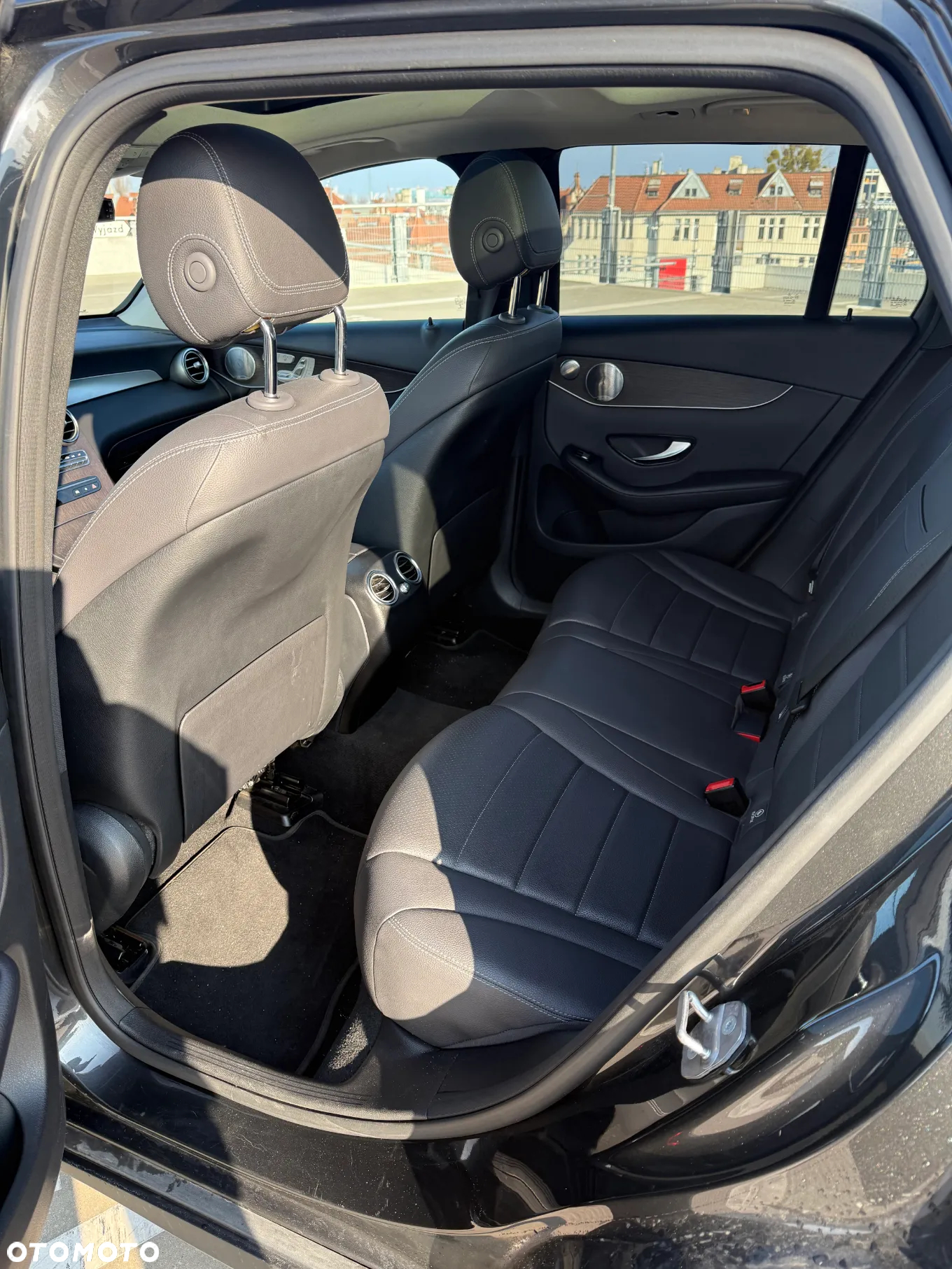 Mercedes-Benz GLC 300 4Matic 9G-TRONIC - 13