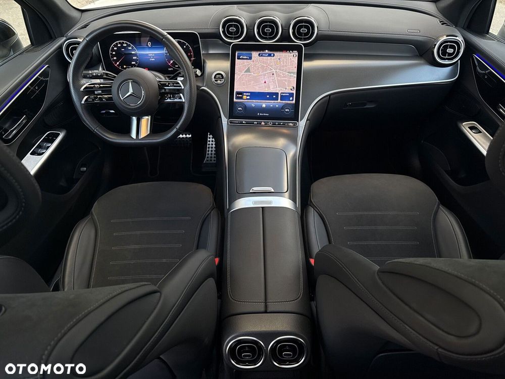 Mercedes-Benz GLC - 17