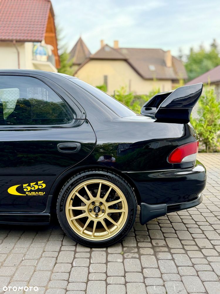Subaru Impreza 2.0 GT - 18