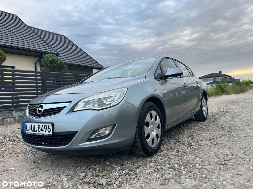 Opel Astra 1.4 Turbo Edition - 11