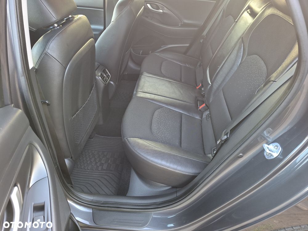 Hyundai i30 1.4 T-GDI Premium - 9