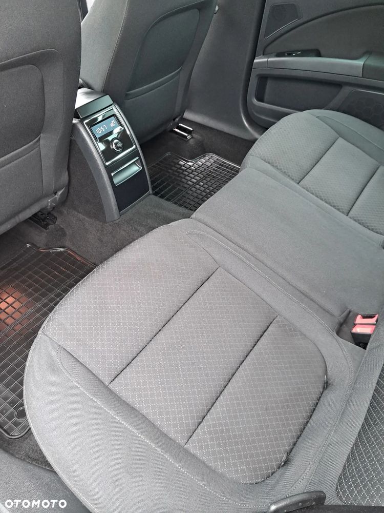Skoda Superb 2.0 TDI DSG Comfort - 19